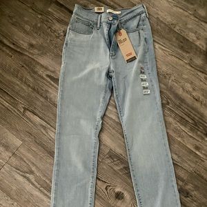 NWT Levi’s Jeans